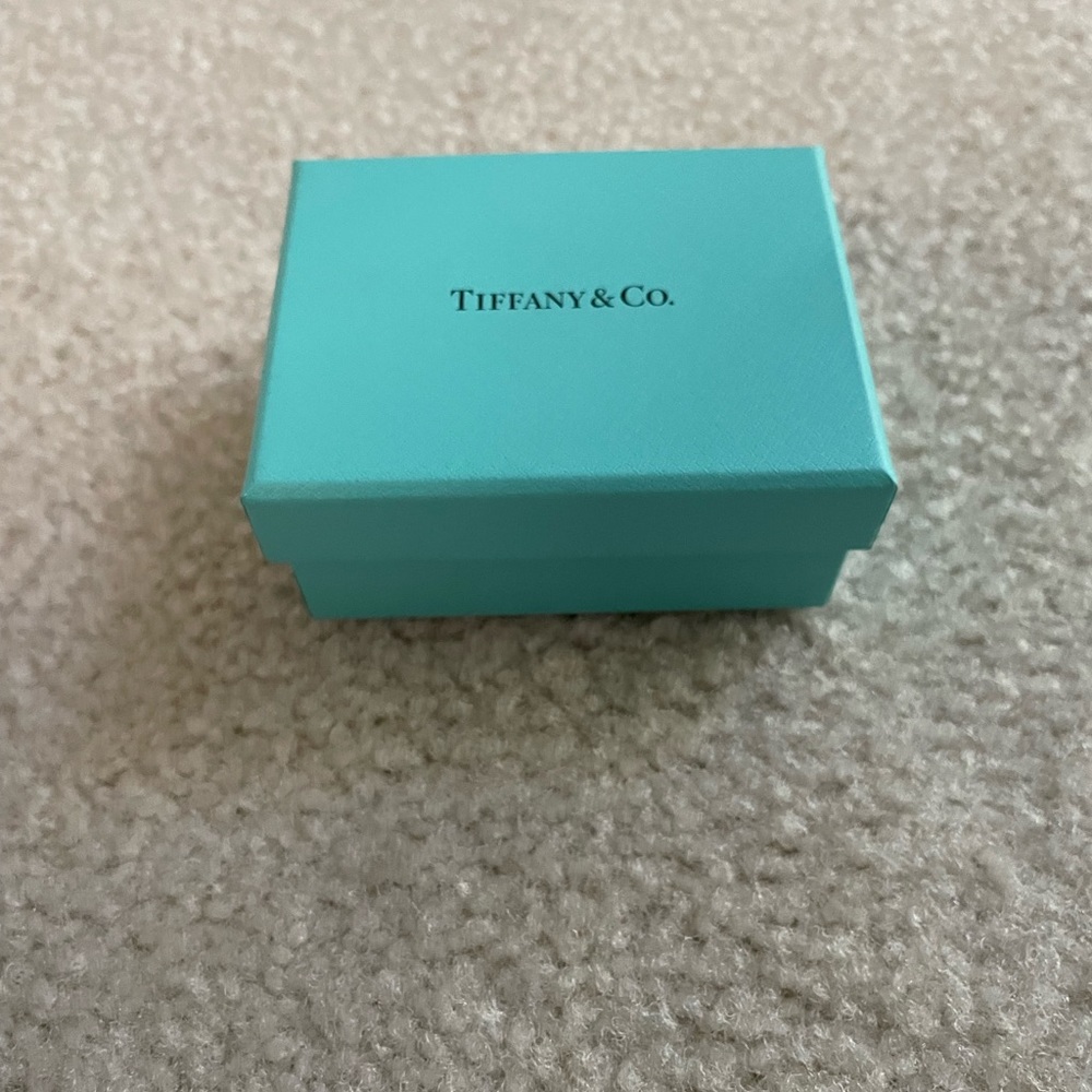 Chanel Tiffany boxes - Picture 9 of 13